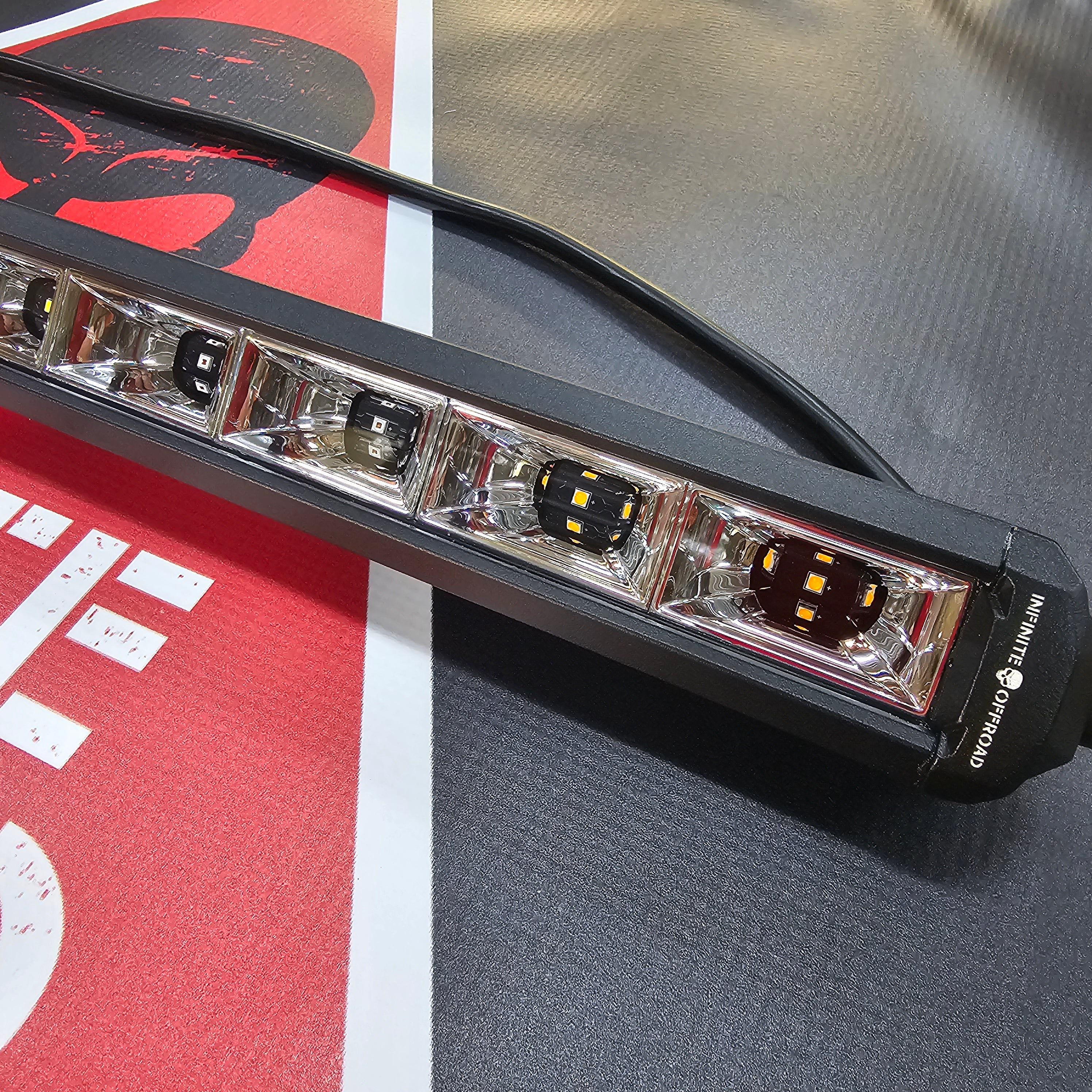 Chase Light Bar - image 13