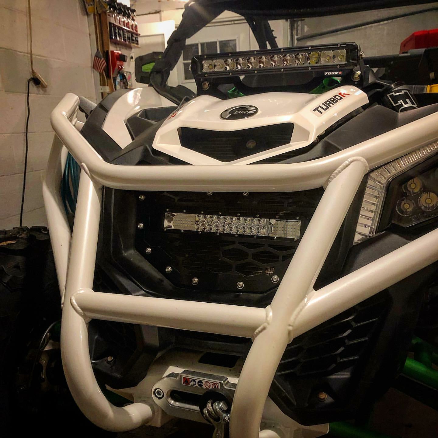 Can-Am Maverick X3 Grille w/ 102w Light Bar - image 9