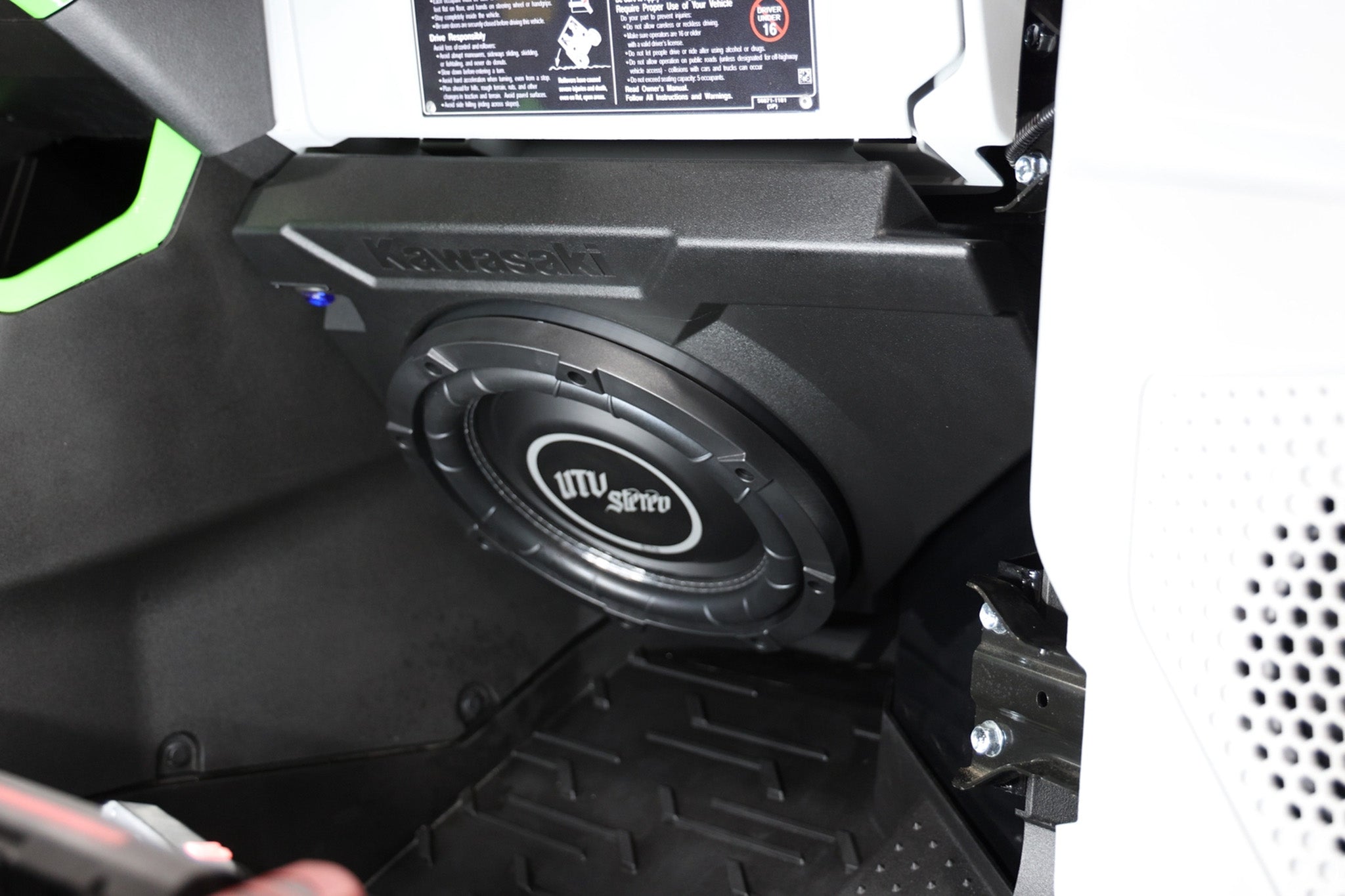 KAWASAKI® TERYX H2 GARMIN TREAD® Elite Stage 7 Stereo Kit | UTVS-H2-S7-GRM